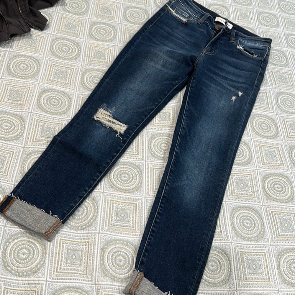 FLYING MONKEY stretch skinny super cute!! Size 27 never worn